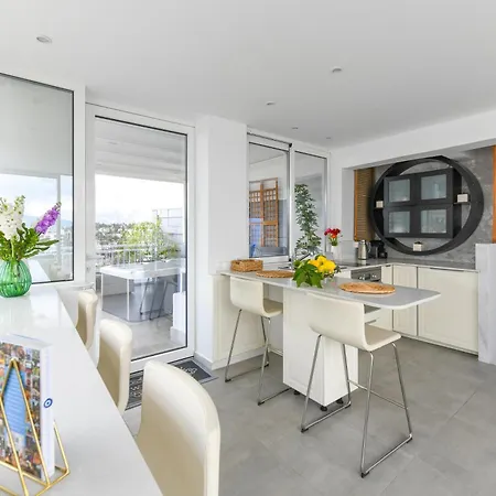Apartment Luxurious Penthouse With Jacuzzi Athens