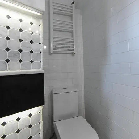 Luxurious Penthouse With Jacuzzi Athens