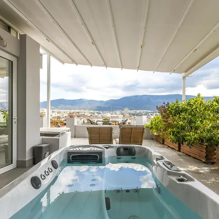 Luxurious Penthouse With Jacuzzi
